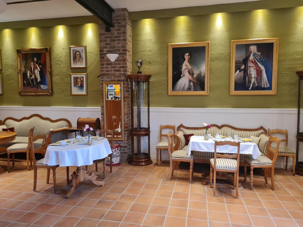 Kleeburg Hotel Euskirchen Luaran gambar