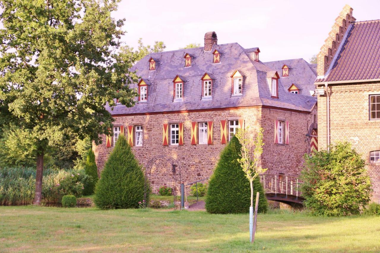 Kleeburg Hotel Euskirchen Luaran gambar