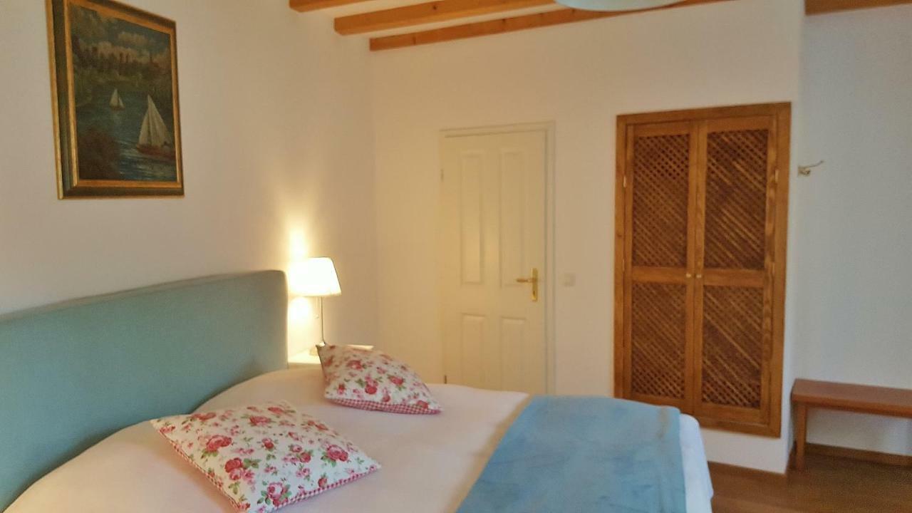 Kleeburg Hotel Euskirchen Luaran gambar